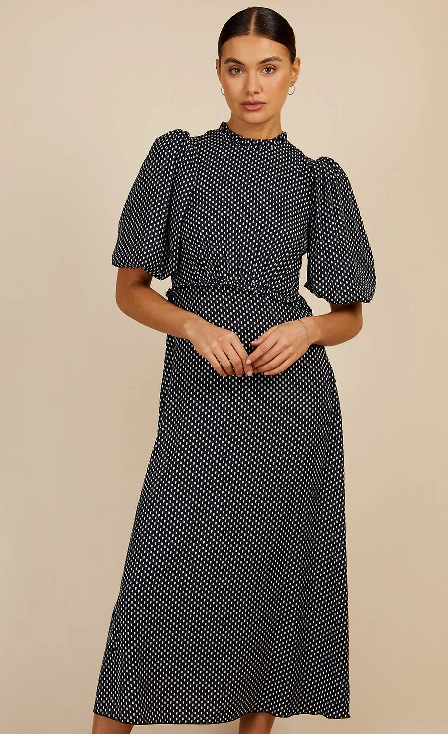 Little Mistress Black Dart Print Puff Sleeve Midaxi Dress By Vogue Williams 6 Little Mistress Black Dart Print Puff Sleeve Midaxi Dress By Vogue Williams - Image 4