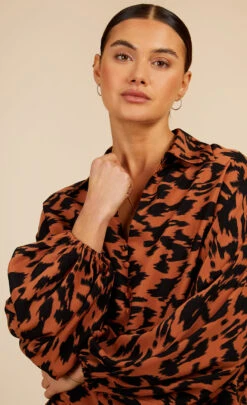 Little Mistress Leopard Print Blouse By Vogue Williams -Occasion Couture Shop D34190Q1A 3