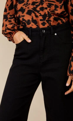 Little Mistress Black Cropped Wide Leg Denim Jeans By Vogue Williams -Occasion Couture Shop D34210Q1A 3