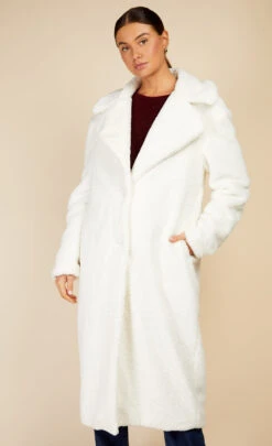 Little Mistress Cream Teddy Coat By Vogue Williams -Occasion Couture Shop D34253Q2A 2