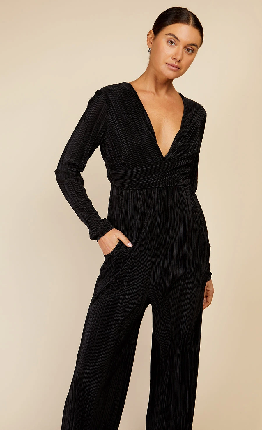 Little Mistress Black Plisse Jumpsuit By Vogue Williams 7 Little Mistress Black Plisse Jumpsuit By Vogue Williams - Image 5